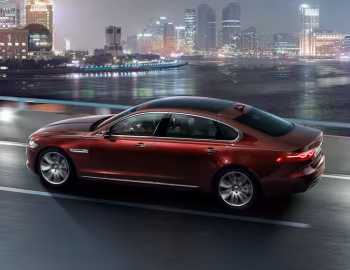 Jaguar XFL '2016–20