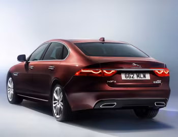 Jaguar XFL '2016–20