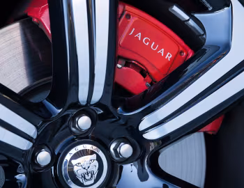 2014–15 Jaguar XFR-S [North America] '2013–15