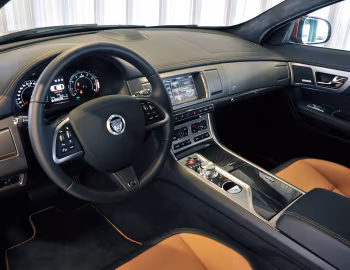 Interior Jaguar XFR [Worldwide] '2011–15