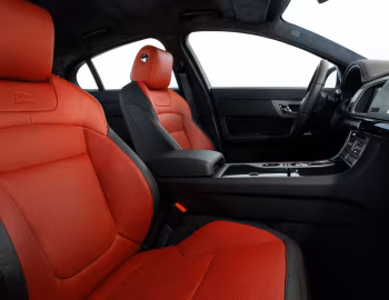 Interior Jaguar XFR '2009–11