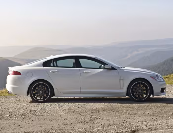 Jaguar XFR Black Pack [UK-spec] '2010–11
