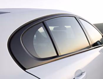 Jaguar XFR Black Pack [UK-spec] '2010–11