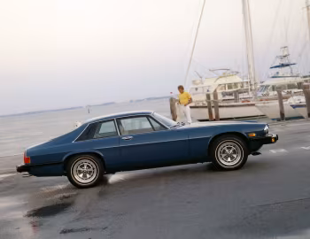 1976–77 Jaguar XJ-S [North America] '1975–77