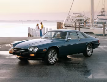 1976–77 Jaguar XJ-S [North America] '1975–77