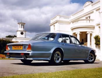 Chasseur Jaguar XJ6 (Series III)