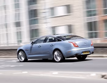 Jaguar XJ [UK-spec] (X351) '2009–15