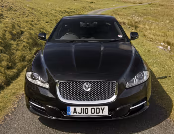 Jaguar XJ Supersport [UK-spec] (X351) '2009–15