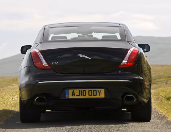 Jaguar XJ Supersport [UK-spec] (X351) '2009–15