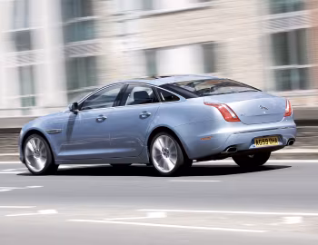Jaguar XJ [UK-spec] (X351) '2009–15