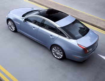 Jaguar XJ [UK-spec] (X351) '2009–15