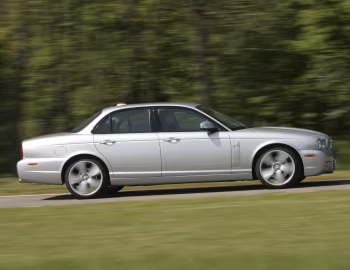 Jaguar XJR [UK-spec] (X358) '2007–09