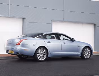 Jaguar XJ [UK-spec] (X351) '2009–15