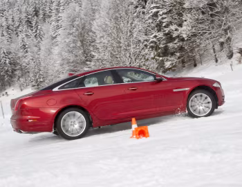 Jaguar XJ AWD [Worldwide] (X351) '2012–15