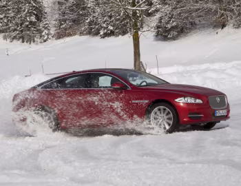 Jaguar XJ AWD [Worldwide] (X351) '2012–15