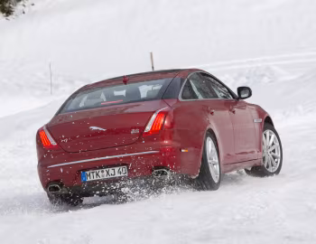 Jaguar XJ AWD [Worldwide] (X351) '2012–15