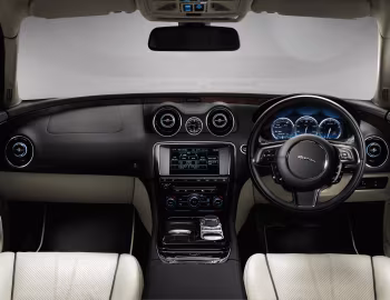 Panel frontal Jaguar XJL [UK-spec] (X351) '2010–15