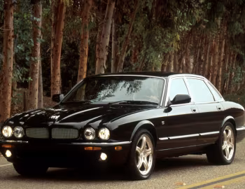 1998–2003 Jaguar XJR [North America] (X308) '1997–2003