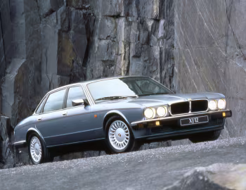 Jaguar XJ12 [UK-spec] (XJ81) '1993–94