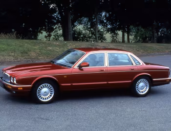 Jaguar XJ12 [UK-spec] (X305) '1994–97