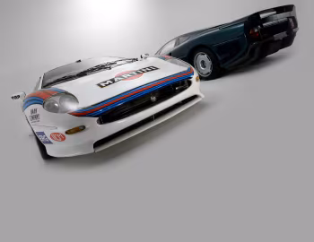 Jaguar XJ220