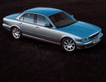 Jaguar XJ6 [UK-spec] (X350) '2003–07