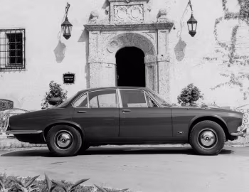 Jaguar XJ6 [UK-spec] (Series I) '09.1968–08.1973
