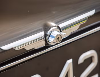 Jaguar XJ6 [UK-spec] (Series I) '09.1968–08.1973