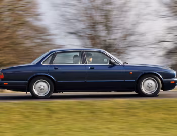 Jaguar XJ6 [UK-spec] (X300) '1994–97