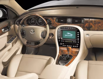 Panel frontal Jaguar XJ8 [Worldwide] (X350) '2003–07