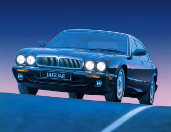 Jaguar XJ8 [Worldwide] (X300) '1997–2003