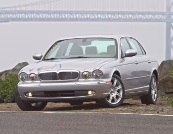 2005–07 Jaguar XJ8 LWB [North America] (X350) '2004–07
