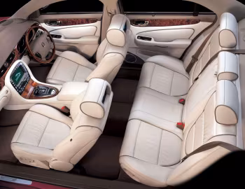 Interior Jaguar XJ8 LWB [UK-spec] (X350) '2004–07