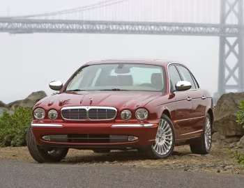 2004–07 Jaguar XJ8 Vanden Plas [North America] (X350) '2003–07