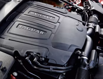 Bajo el capó 2013–15 Jaguar XJ AWD [North America] (X351) '2012–15