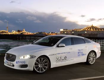 Jaguar XJ_e Plug-In Hybrid Prototype (X351) '2012