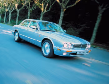 Jaguar XJ Executive [UK-spec] (X308) '1997–2003