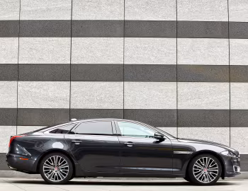 Jaguar XJ L Autobiography [Worldwide] (X351) '2015–19