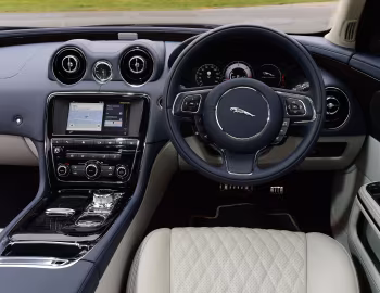 Panel frontal Jaguar XJ L Autobiography [UK-spec] (X351) '2015–19