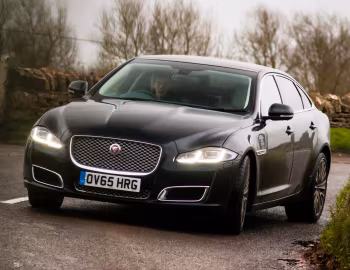 Jaguar XJ L Autobiography [UK-spec] (X351) '2015–19