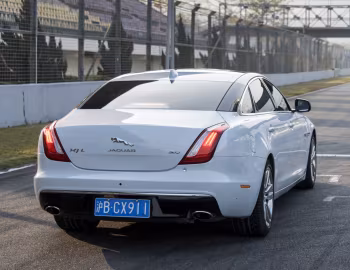 Jaguar XJ L Portfolio [Worldwide] (X351) '2015–19