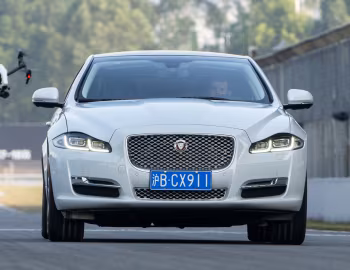 Jaguar XJ L Portfolio [Worldwide] (X351) '2015–19
