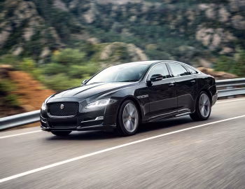 Jaguar XJ R Sport [UK-spec] (X351) '2015–19