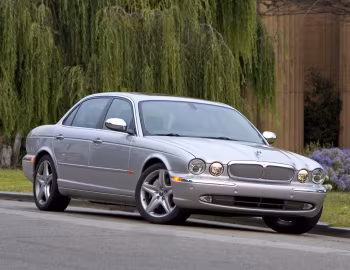 2004–07 Jaguar XJ Super V8 [North America] (X350) '2003–07