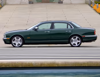 2004–07 Jaguar XJ Super V8 [North America] (X350) '2003–07