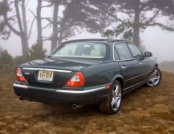 2004–07 Jaguar XJ Super V8 [North America] (X350) '2003–07