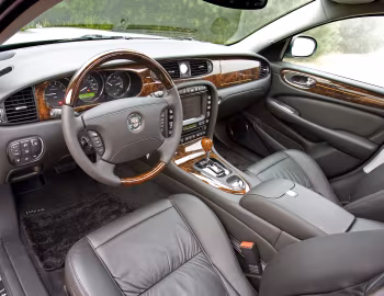 Interior 2004–07 Jaguar XJ Super V8 [North America] (X350) '2003–07
