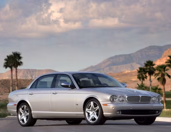 2004–07 Jaguar XJ Super V8 [North America] (X350) '2003–07