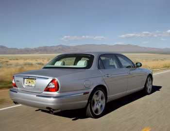 2004–07 Jaguar XJ Super V8 [North America] (X350) '2003–07