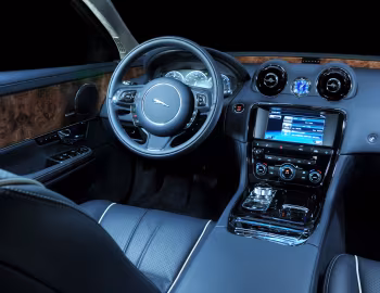 Panel frontal Jaguar XJL [Worldwide] (X351) '2009–15